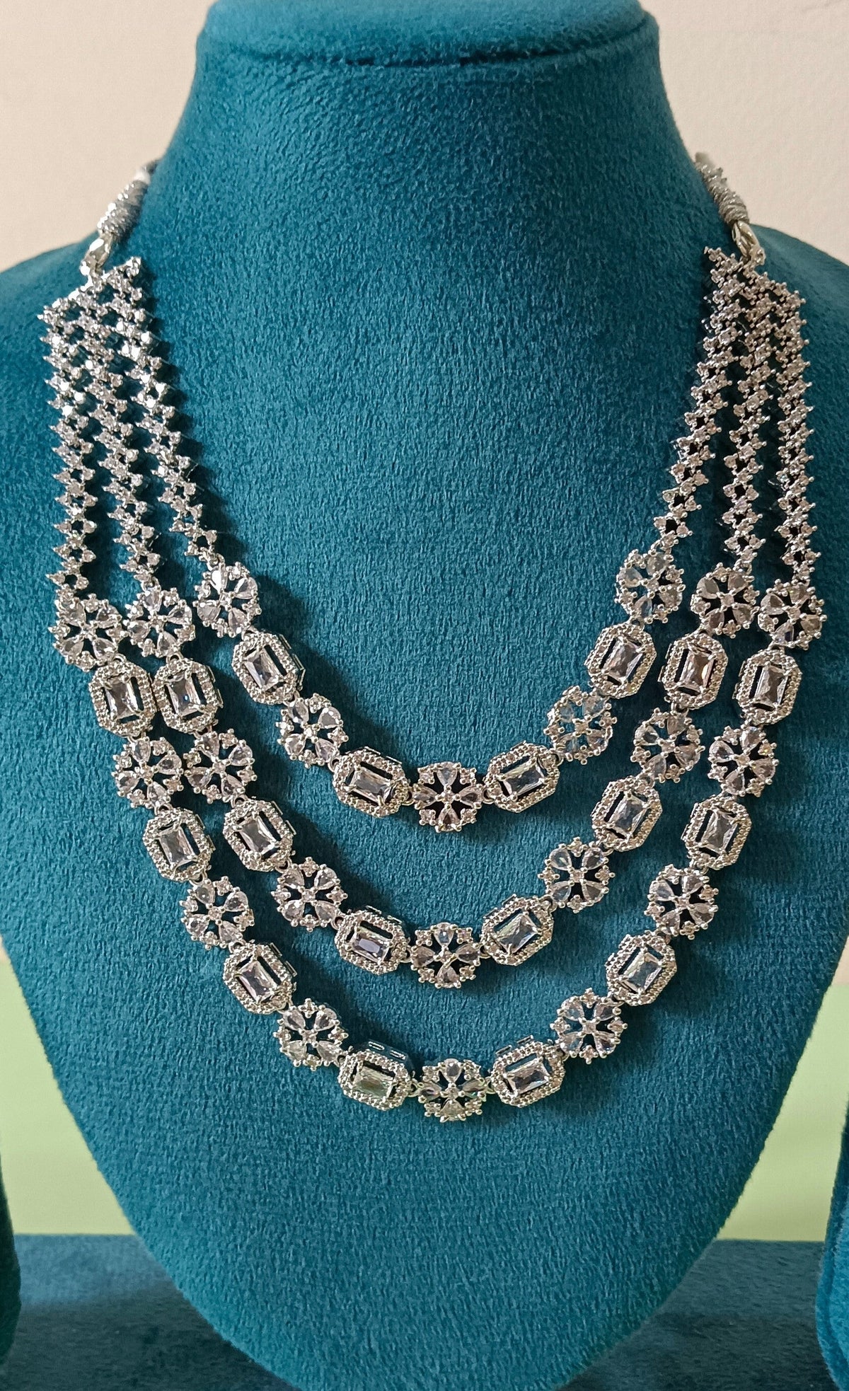 Alloy Rhodium Silver Jewel 3-Layer Necklace Set