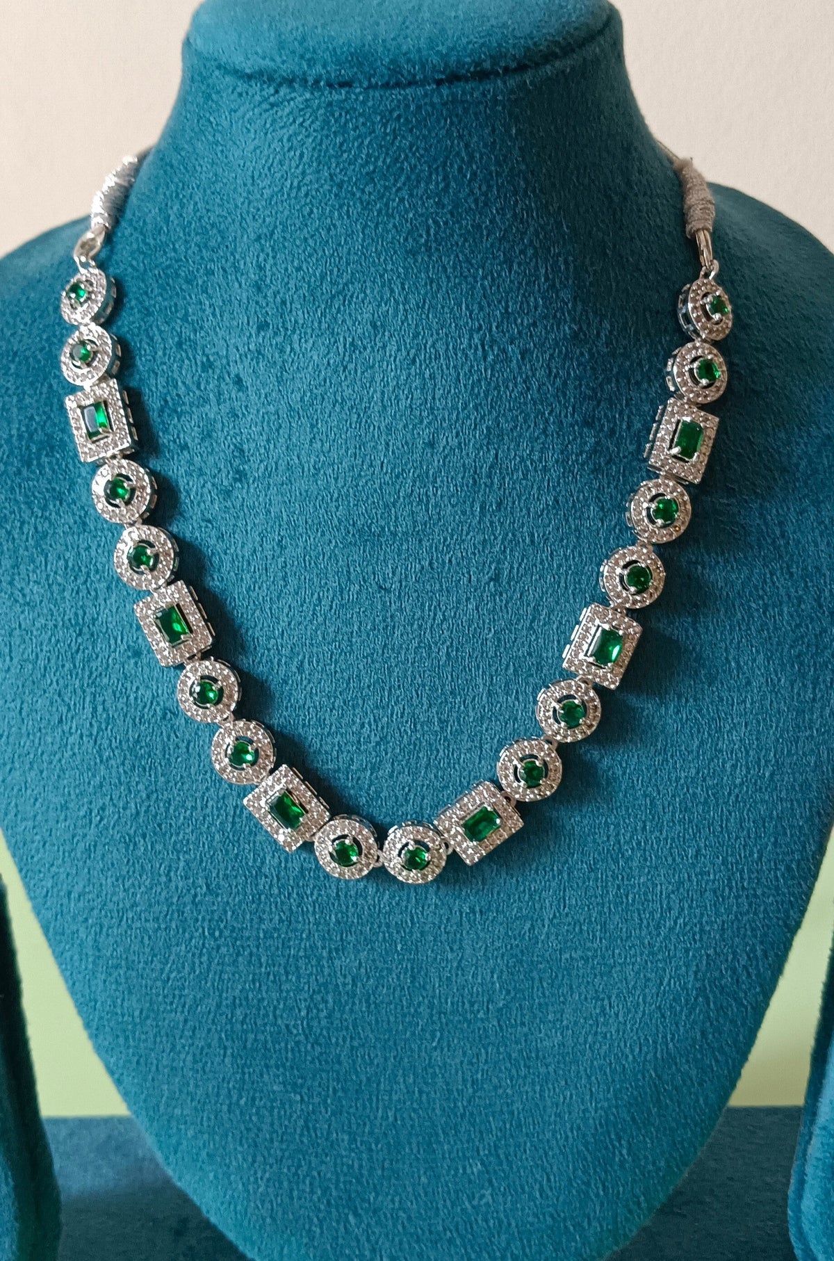 AD Stone Single Layer Green Necklace Set