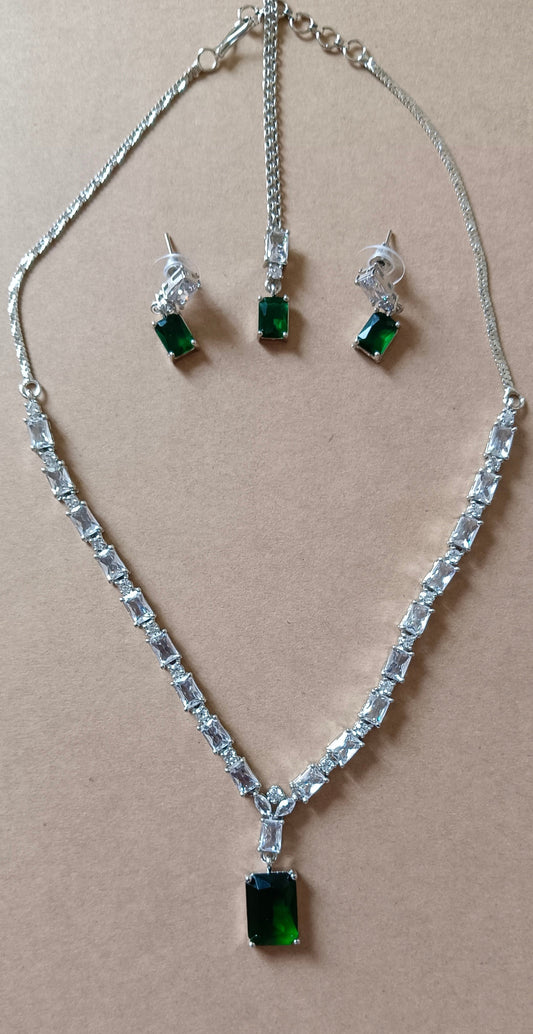 Sparkles AD Stone Single Layer Green & White Necklace Set with Tika