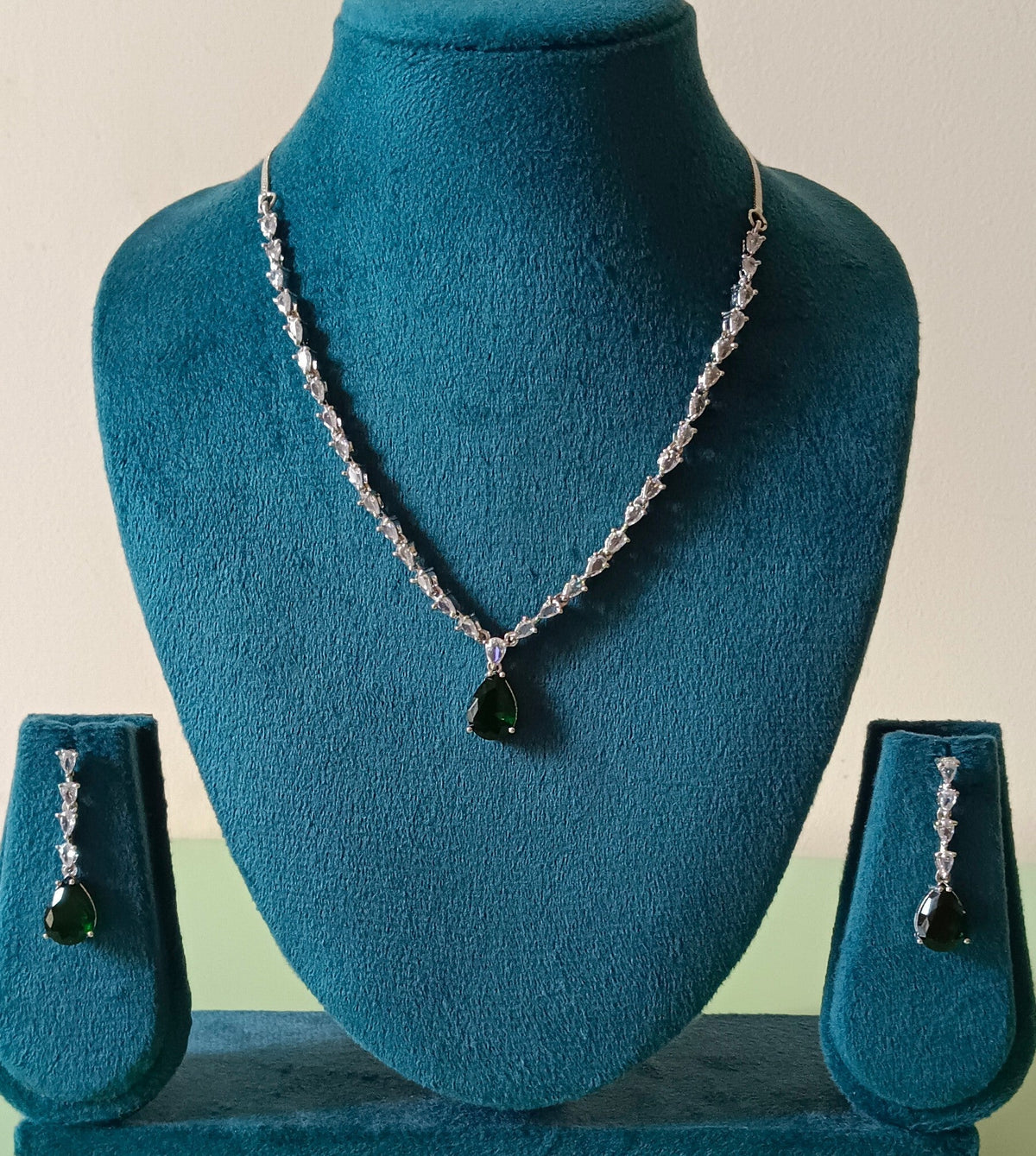 Silver Plated Green AD Jewellery Necklace Set