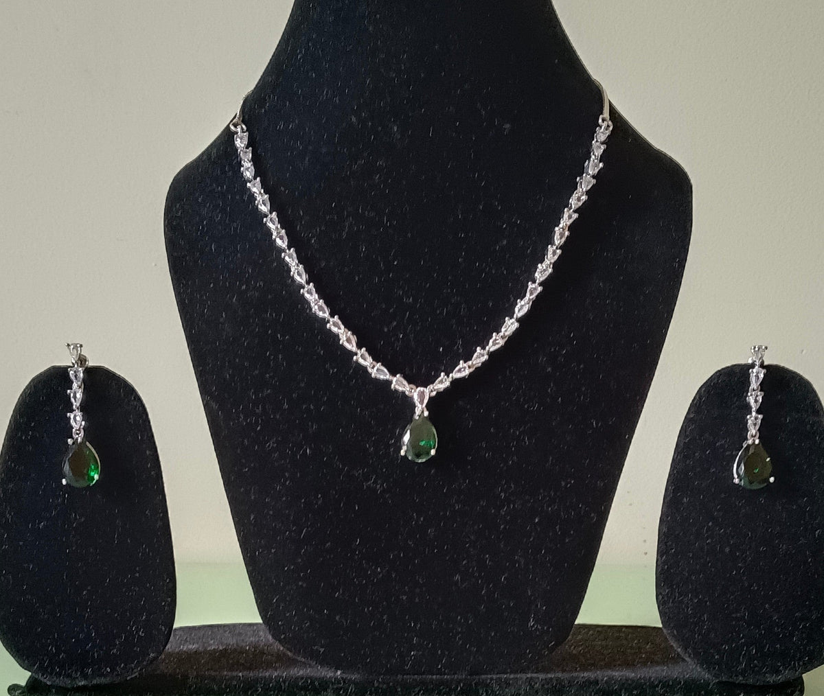 Silver Plated Green AD Jewellery Necklace Set