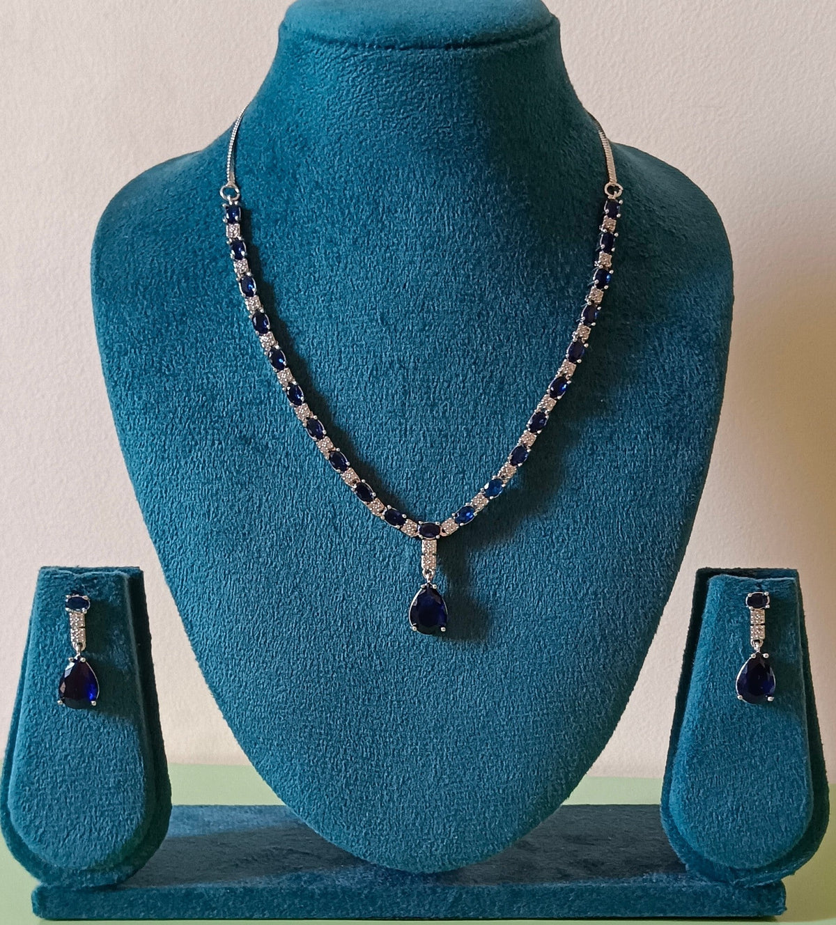 AD Royal Blue Necklace Set