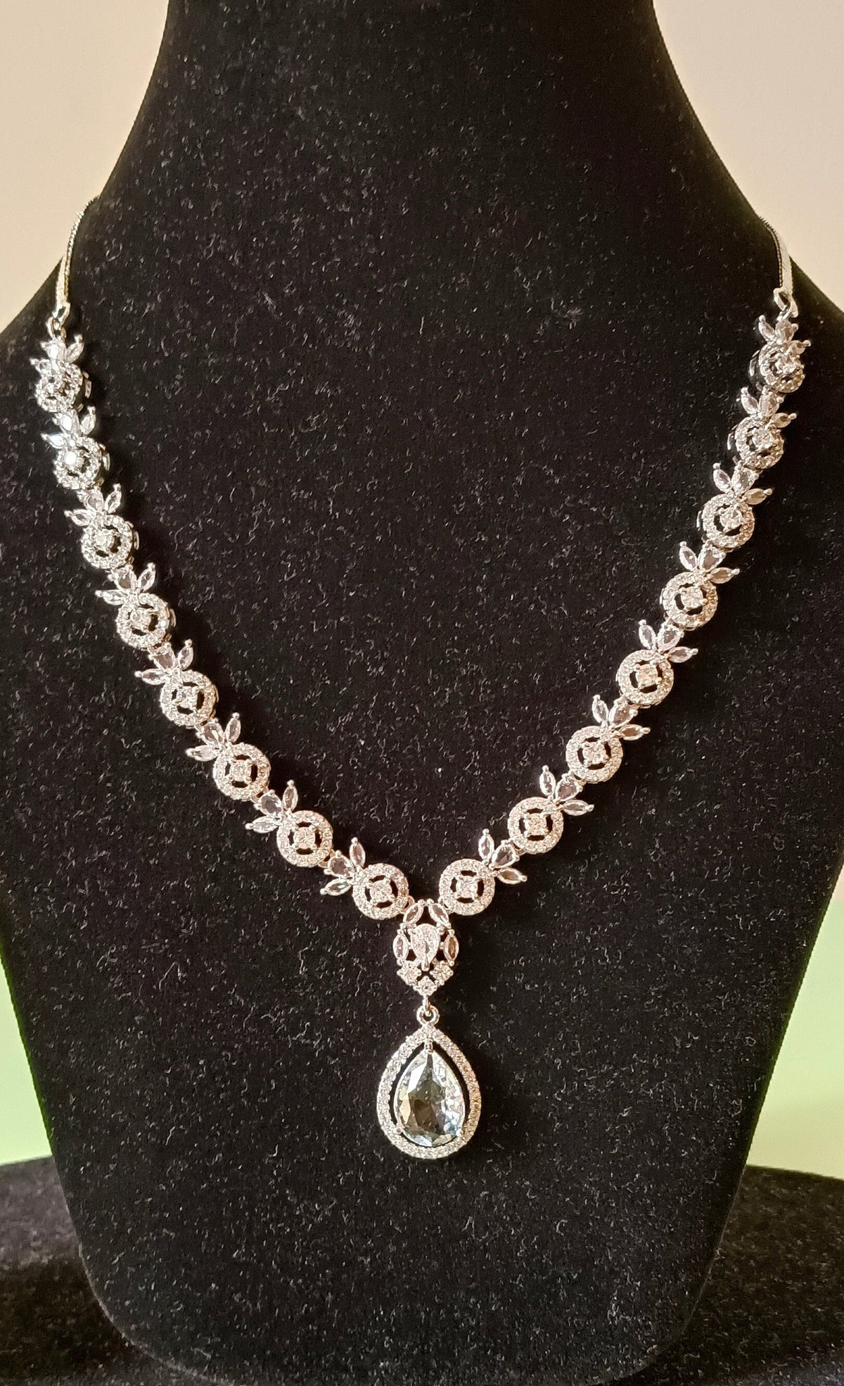 AD Floral Crystal Silver Necklace Set