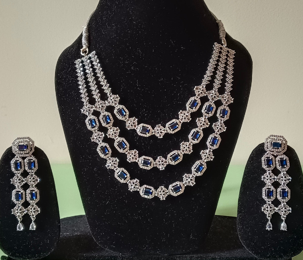 AD Triple Layer Floral Blue Necklace Set