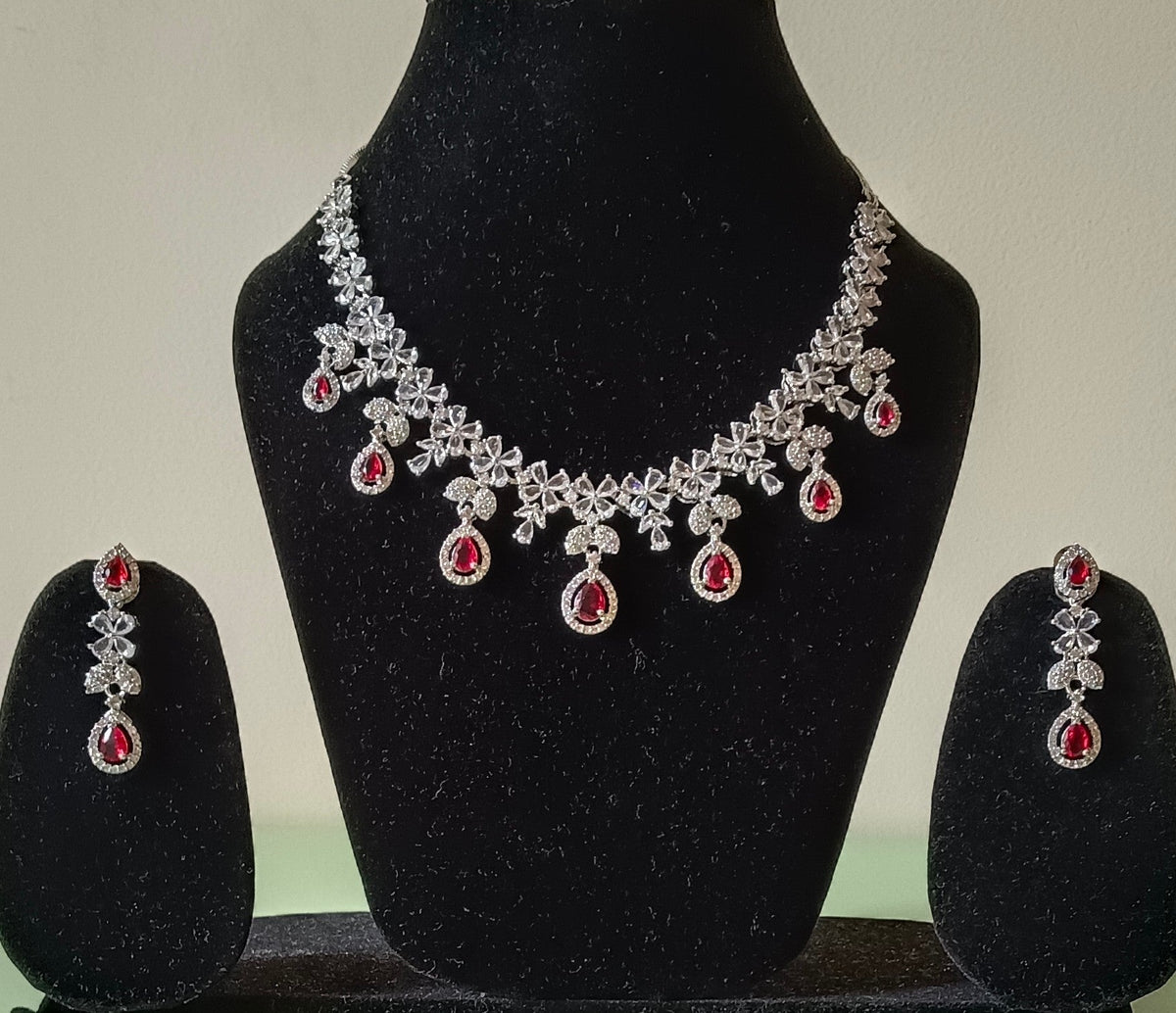 AD Necklace Set Crimson Sparkle