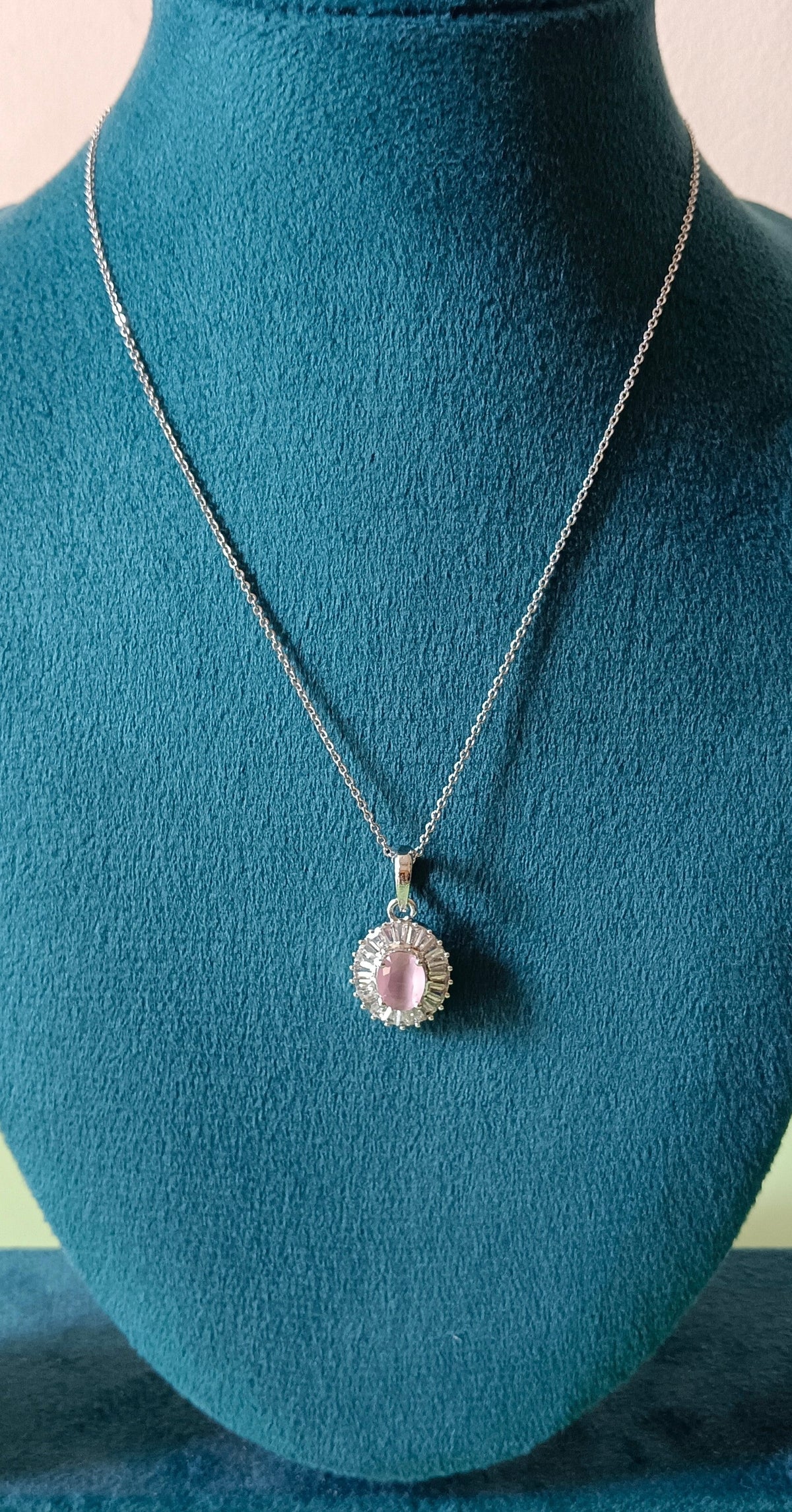 AD Baby Pink Stone Pendant Necklace Set