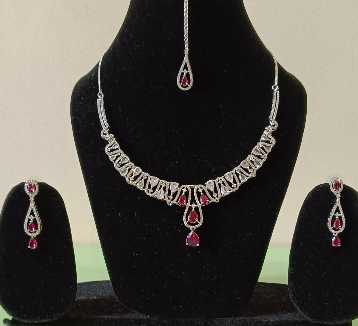 AD Silver Tone Finish with White Stone and Red Tear Drop Accents Hasli Necklace Set