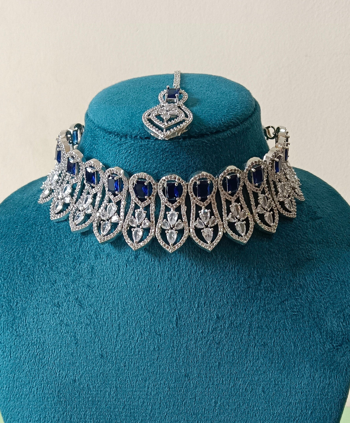 AD Blue Studded Stone Premium Quality Choker Necklace Set