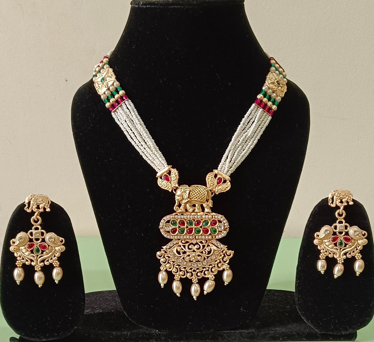 Traditional Pearl Necklace Set with Temple Style Pendant