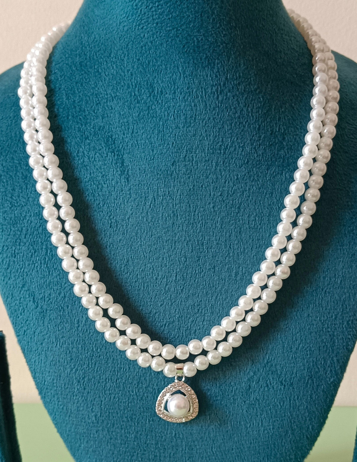 Double Layer Pearl and Amber Suite pearl Pendant Necklace Set