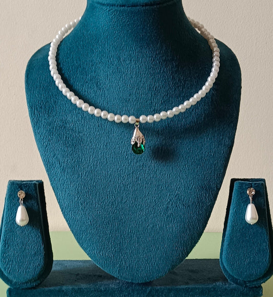 Pearl Traditional Necklace Set with Green Pear Shape Pendant
