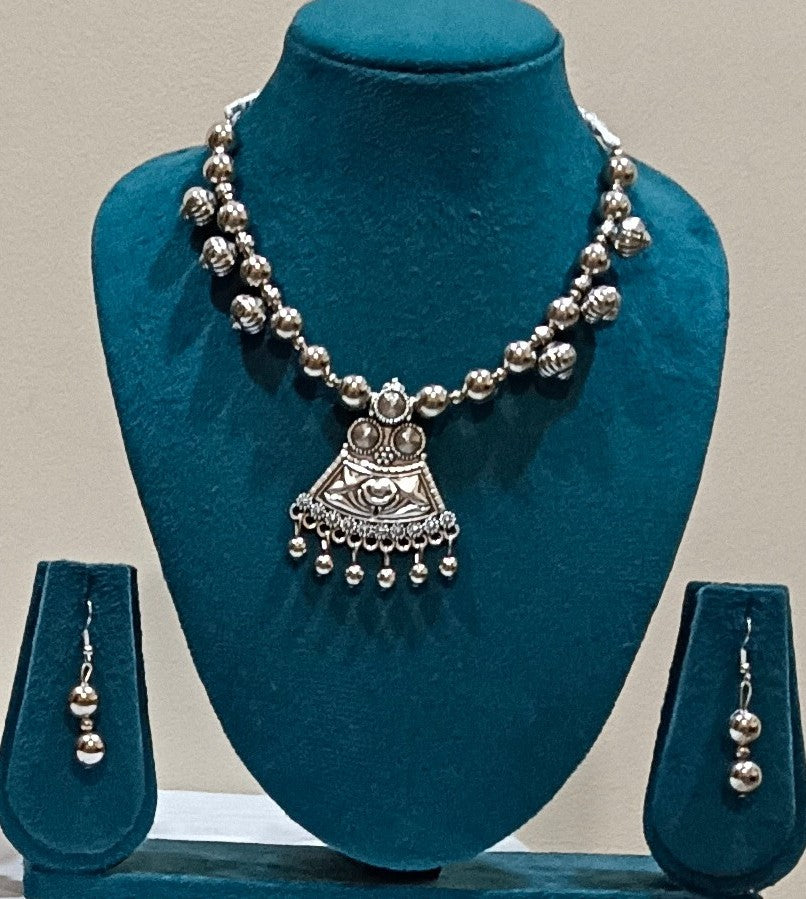 Pack of 2 Oxidized Silver Mandala Tri-Pendant and Flower Design Necklace Set