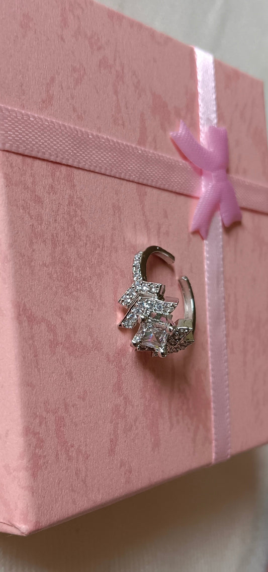 Silver-Plated & White AD Studded Round Solitaire Finger Ring