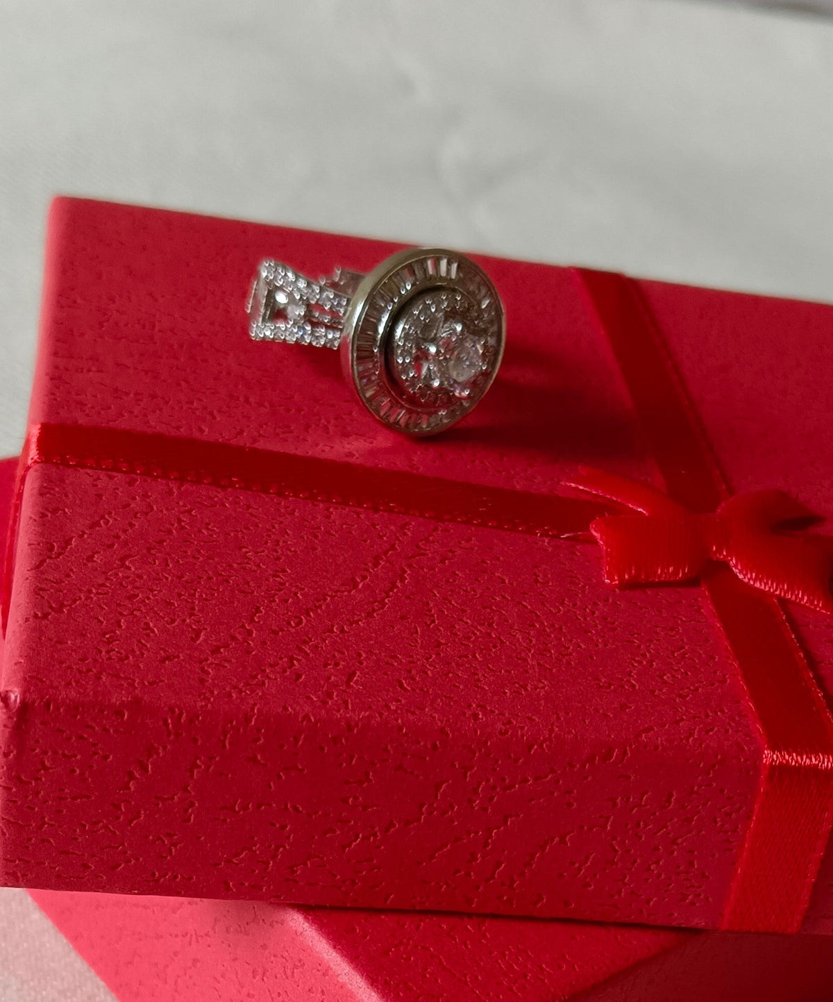 Silver-Plated & White AD Studded Queen Shaped Solitaire Premium Ring