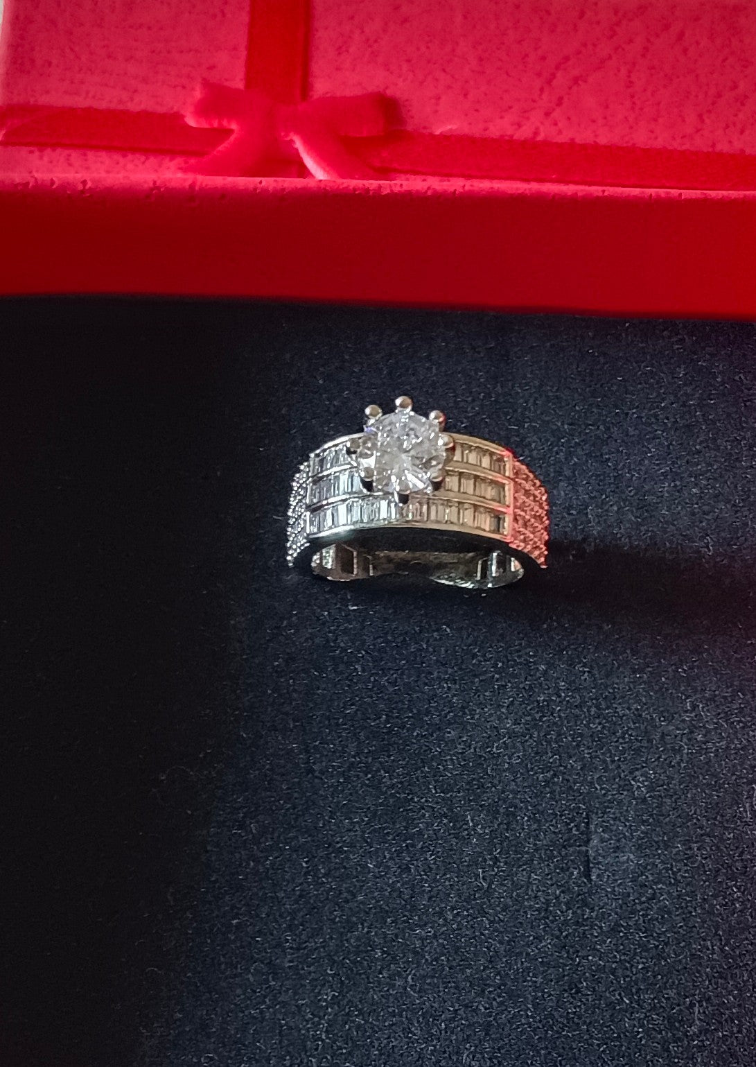 Silver-Plated & White AD Studded Round Shaped Solitaire Premium Ring