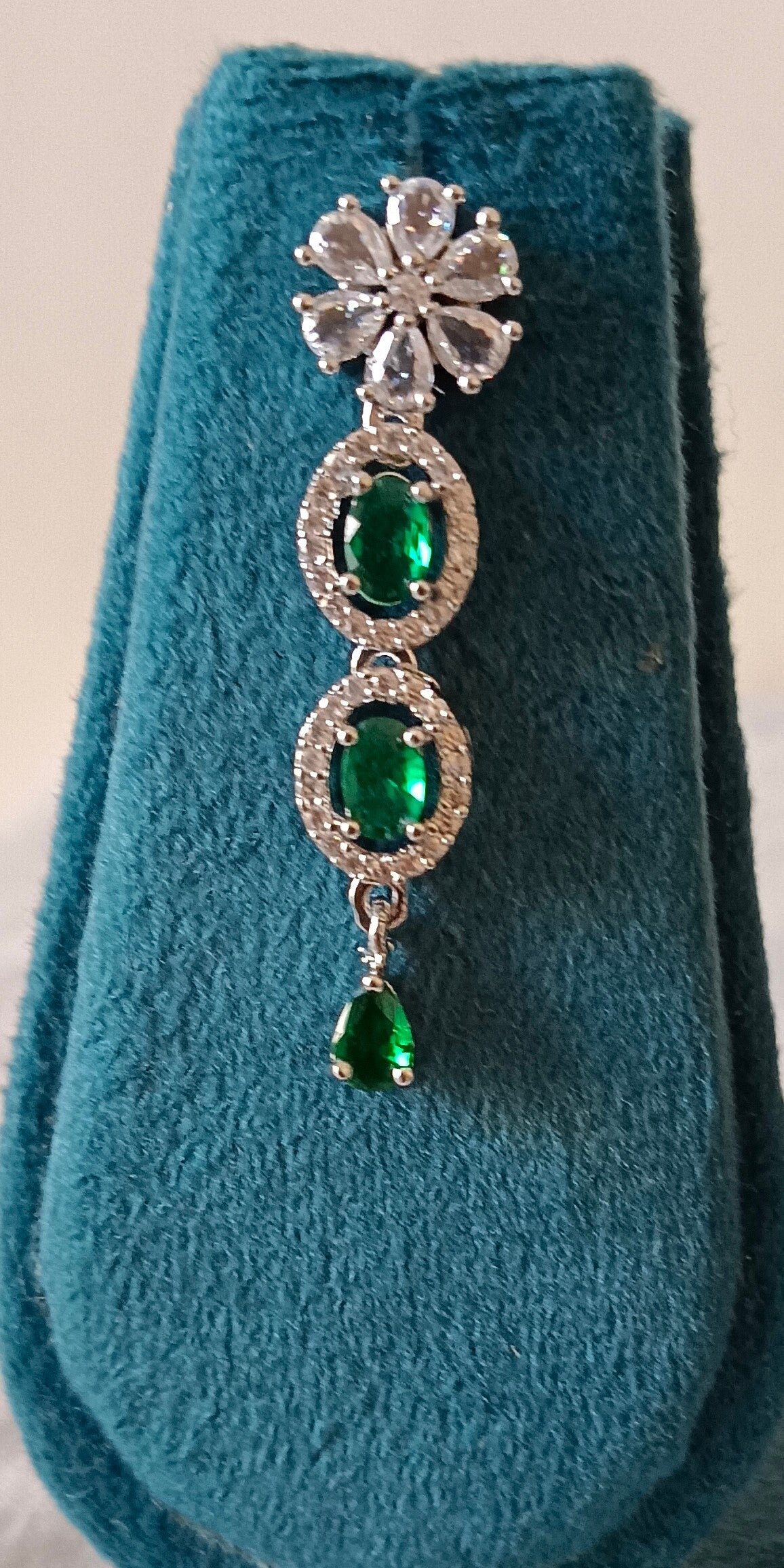 Double Layer American Diamond Oval Cut Emerald Green Crystal AD Necklace Set